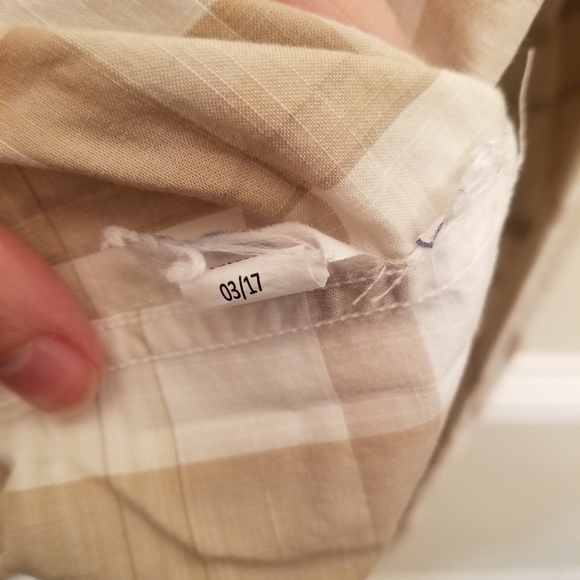 Tommy Hilfiger, Tan and White Plaid Button Down, Size Medium - Picture 3 of 4